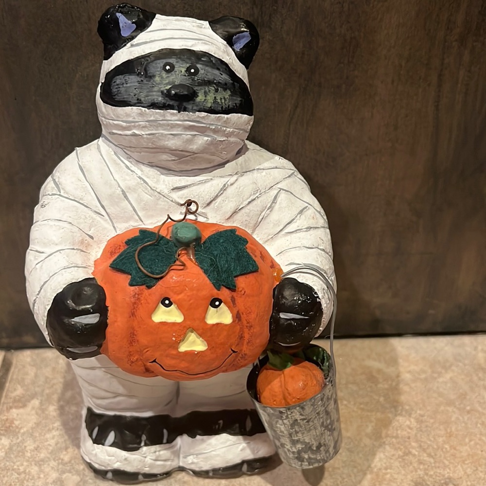 Vintage Oxford halloween decor
